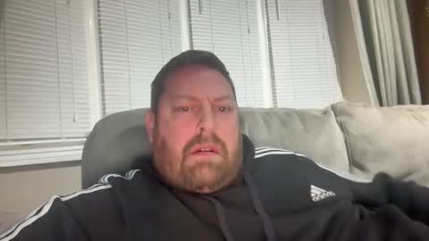 Snapshot of junky345 chatting on 01/27/25, 08:39 Junky online show from 01/27/25, 08:39