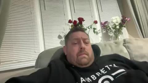 Snapshot of junky345 chatting on 02/20/25, 06:46 Junky online show from 02/20/25, 06:46