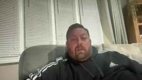 Snapshot of junky345 chatting on 03/04/25, 09:54 Junky online show from 03/04/25, 09:54