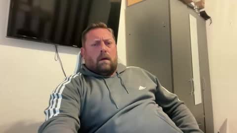 Snapshot of junky345 chatting on 09/14/25, 04:17 Junky online show from 09/14/25, 04:17