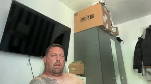 Snapshot of junky345 chatting on 09/23/25, 11:02 Junky online show from 09/23/25, 11:02