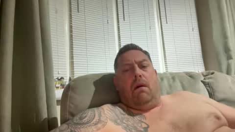 Snapshot of junky345 chatting on 11/24/25, 11:15 Junky online show from 11/24/25, 11:15