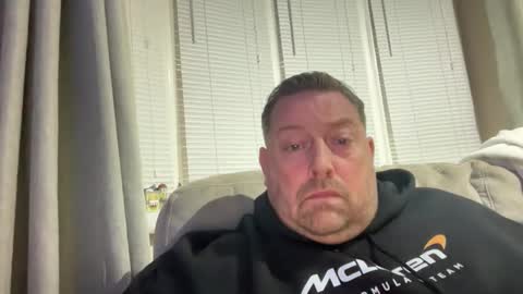 Snapshot of junky345 chatting on 11/26/25, 10:44 Junky online show from 11/26/25, 10:44