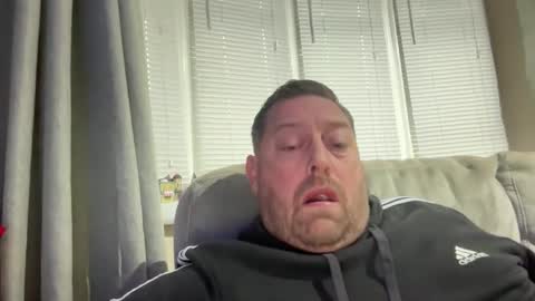 Snapshot of junky345 chatting on 12/01/25, 03:06 Junky online show from 12/01/25, 03:06