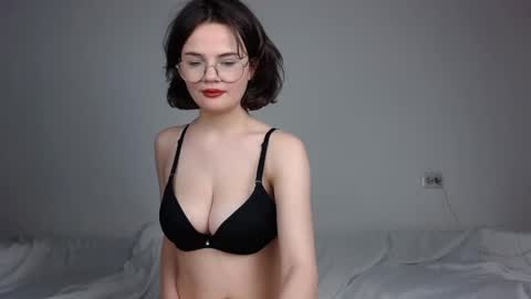 Snapshot of junnewers chatting on 02/18/25, 09:20 JunneWers online show from 02/18/25, 09:20