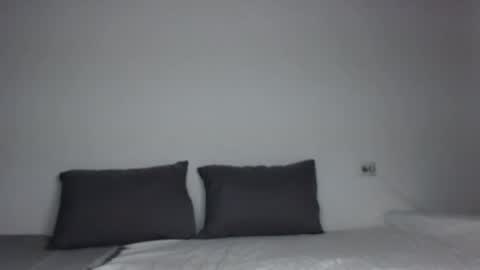 Snapshot of junnewers chatting on 03/08/25, 01:03 JunneWers online show from 03/08/25, 01:03