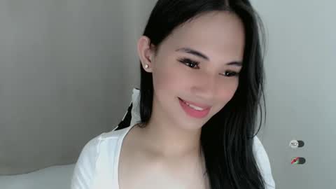 Julia online show from 01/01/25, 07:30