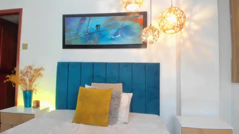 Jupiter Fox online show from 03/08/25, 11:49