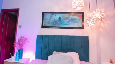 Jupiter Fox online show from 10/11/25, 11:58