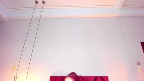 Jupiter Fox online show from 02/04/26, 01:33