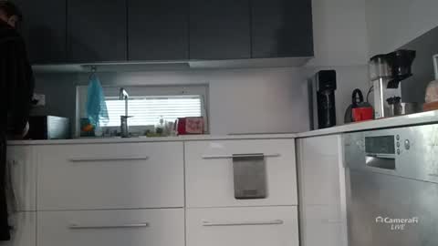 jusahki online show from 02/08/26, 07:34