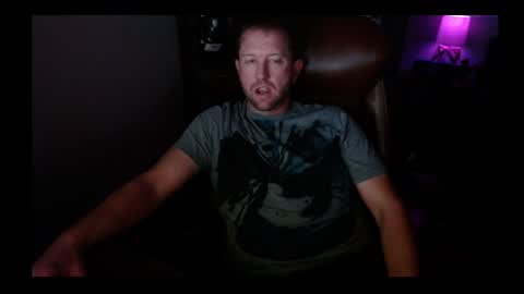 Snapshot of jusbeaz8722 chatting on 01/20/25, 05:26 JustnSide Unexxst online show from 01/20/25, 05:26