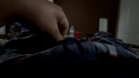 Snapshot of jussumwun chatting on 01/09/25, 12:52 jussumwun online show from 01/09/25, 12:52