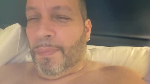 Snapshot of just2much4uboo1 chatting on 05/15/26, 01:01 Just2much4uboo1 online show from 05/15/26, 01:01