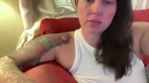 Snapshot of just4you101 chatting on 12/03/25, 02:48 Flirty influncer online show from 12/03/25, 02:48