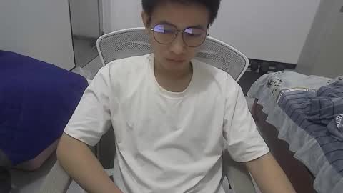 Snapshot of just__love111 chatting on 02/16/26, 12:34 dannel online show from 02/16/26, 12:34