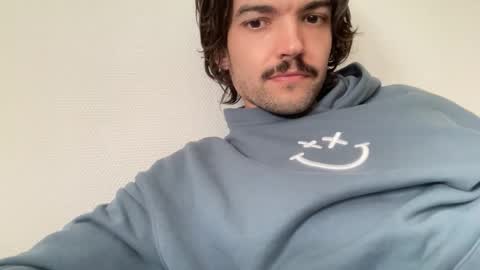 just_a_guy_with_a_big_cock online show from 03/05/26, 01:40