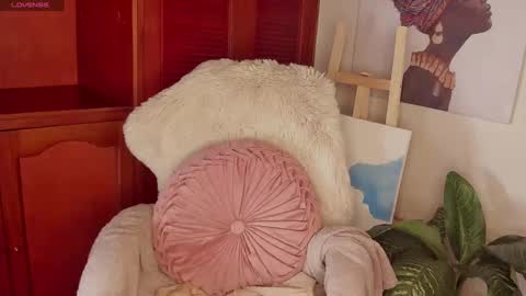 Snapshot of just_ale_ chatting on 09/19/25, 06:19 sweet ale online show from 09/19/25, 06:19