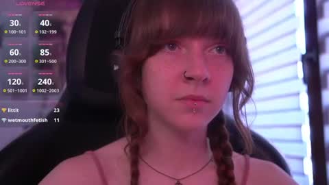 Snapshot of just_busking chatting on 06/25/26, 01:48 Julia online show from 06/25/26, 01:48