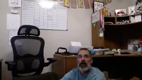 Your Zaddy online show from 12/04/25, 07:17