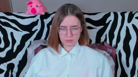 Snapshot of just_fucked chatting on 03/05/25, 06:23 Nika and Mark online show from 03/05/25, 06:23