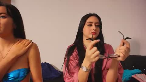  Isa y Luci  online show from 07/21/26, 01:02