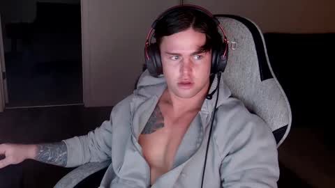 Snapshot of just_jayyyyy chatting on 12/03/24, 03:09 BlueEyedJayy online show from 12/03/24, 03:09