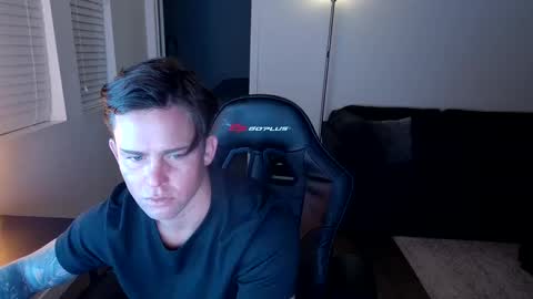 Snapshot of just_jayyyyy chatting on 01/23/25, 02:23 BlueEyedJayy online show from 01/23/25, 02:23