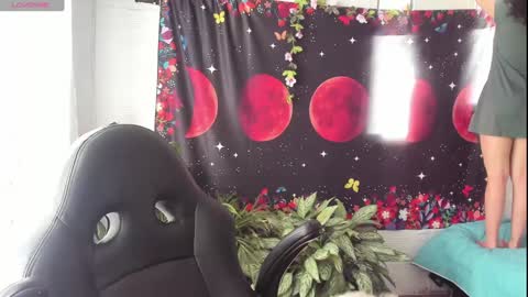 Snapshot of just_katiex chatting on 01/11/25, 05:40 Sofia online show from 01/11/25, 05:40