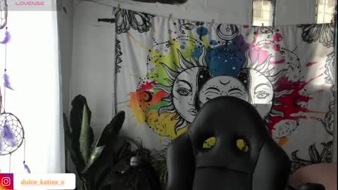 Snapshot of just_katiex chatting on 01/21/25, 07:28 Sofia online show from 01/21/25, 07:28