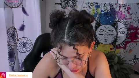 Snapshot of just_katiex chatting on 02/07/25, 09:58 Sofia online show from 02/07/25, 09:58