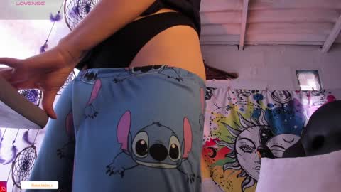 Snapshot of just_katiex chatting on 02/08/25, 01:01 Sofia online show from 02/08/25, 01:01