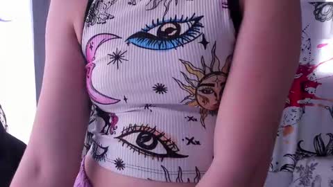 Snapshot of just_katiex chatting on 02/21/25, 07:54 Sofia online show from 02/21/25, 07:54