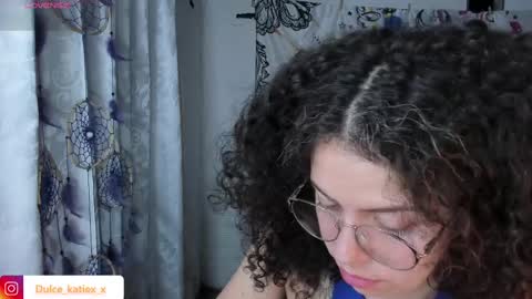 Snapshot of just_katiex chatting on 02/28/25, 12:32 Sofia online show from 02/28/25, 12:32