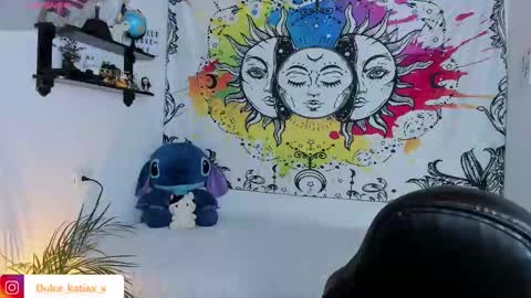 Snapshot of just_katiex chatting on 11/07/25, 12:16 Sofia online show from 11/07/25, 12:16