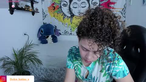 Snapshot of just_katiex chatting on 11/25/25, 05:46 Sofia online show from 11/25/25, 05:46