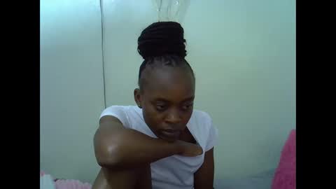 Snapshot of just_nuru chatting on 11/08/25, 12:27 just_nuru online show from 11/08/25, 12:27