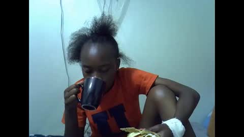 Snapshot of just_nuru chatting on 11/20/25, 06:51 just_nuru online show from 11/20/25, 06:51