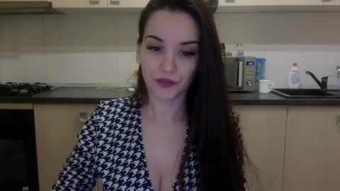 Snapshot of justanneagain chatting on 02/09/25, 03:43 JustAnne online show from 02/09/25, 03:43