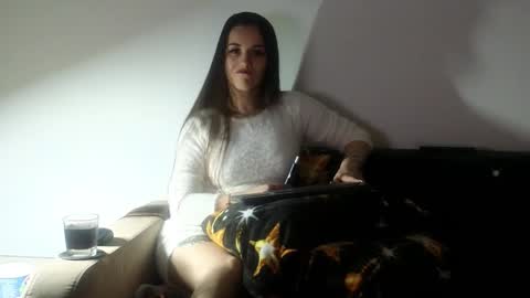 Snapshot of justanneagain chatting on 12/15/25, 06:01 JustAnne online show from 12/15/25, 06:01