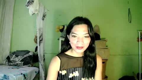 Snapshot of justasmalltowngirlxx chatting on 08/03/26, 06:01 princess online show from 08/03/26, 06:01