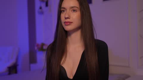 Snapshot of justbarbie_new_ chatting on 01/17/25, 09:06 Katarina online show from 01/17/25, 09:06