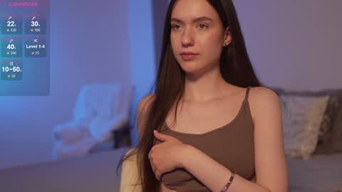 Snapshot of justbarbie_new_ chatting on 01/18/25, 11:33 Katarina online show from 01/18/25, 11:33