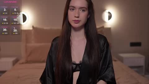 Snapshot of justbarbie_new_ chatting on 02/21/25, 02:48 Katarina online show from 02/21/25, 02:48