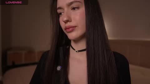 Snapshot of justbarbie_new_ chatting on 09/28/25, 08:47 Katarina online show from 09/28/25, 08:47