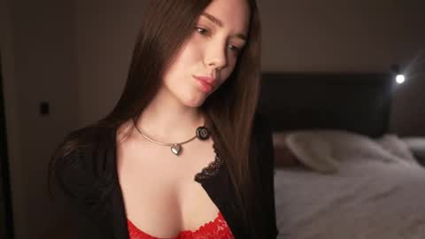Snapshot of justbarbie_new_ chatting on 05/31/26, 07:48 Katarina online show from 05/31/26, 07:48