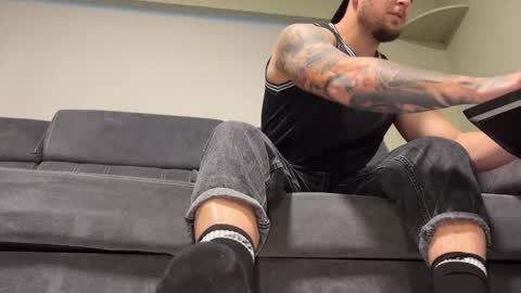 Snapshot of justforyou013 chatting on 10/01/25, 06:08 JOST THE MASTER online show from 10/01/25, 06:08