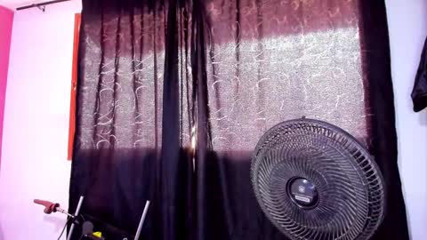 JUSTIN Y JAZMIN online show from 01/15/26, 07:06