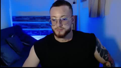 Snapshot of justin_mackenlly chatting on 03/05/26, 09:33 justin_mackenlly online show from 03/05/26, 09:33