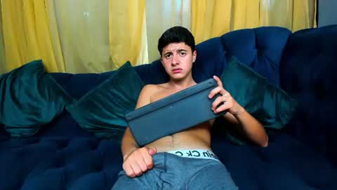Justin Ortiz online show from 06/11/26, 10:30